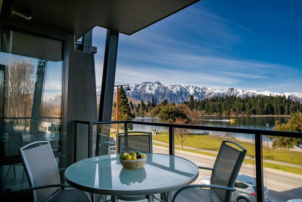 The Beacon - 2 Bedroom Luxe Apartment Квинстаун Экстерьер фото